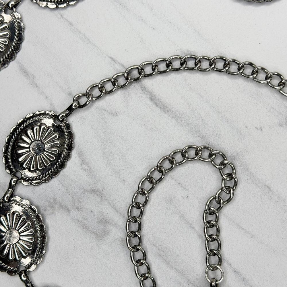Western Concho Chain Belt Gunmetal Tone One Size (OS) ✨ - Picture 10 of 12